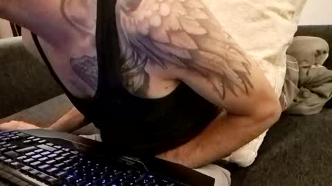 Smokeandwatching online show from 09/21/25, 07:37