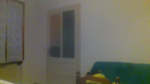 Snapshot of smokered100s chatting on 01/12/26, 06:35 luca online show from 01/12/26, 06:35