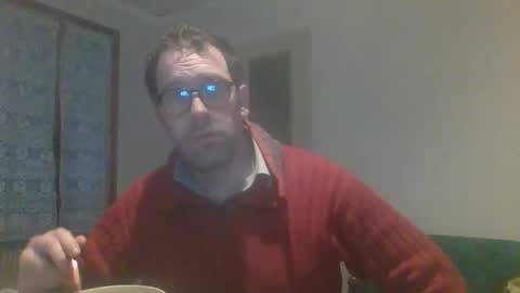 Snapshot of smokered100s chatting on 02/07/26, 08:23 luca online show from 02/07/26, 08:23