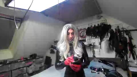 smokeslut365 online show from 03/04/25, 04:06