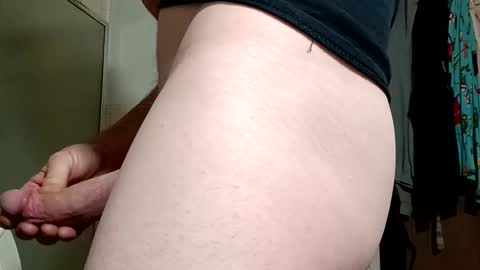 Snapshot of smokewagon22 chatting on 02/11/26, 09:14 smokewagon22 online show from 02/11/26, 09:14