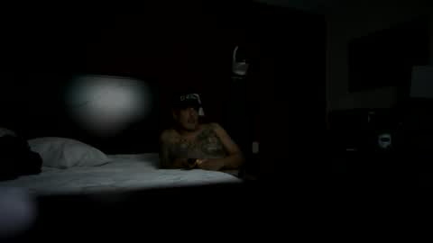 Snapshot of smokey915 chatting on 06/22/26, 10:12 Smokey915 online show from 06/22/26, 10:12