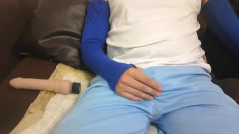 Snapshot of smoky2909 chatting on 09/21/25, 04:47 smoky2909 online show from 09/21/25, 04:47