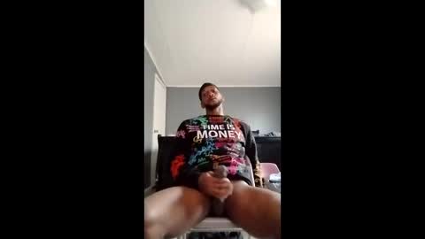 Snapshot of smooth_groove666370 chatting on 02/05/26, 02:22 smooth_groove666370 online show from 02/05/26, 02:22