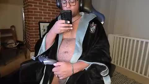 Smoothj2011 online show from 04/19/26, 07:51