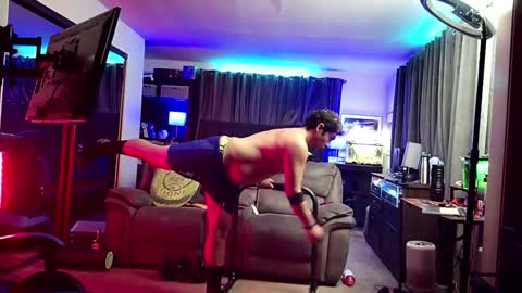 Snapshot of smoothjocknubie chatting on 10/22/25, 04:02 Myke Jackin online show from 10/22/25, 04:02