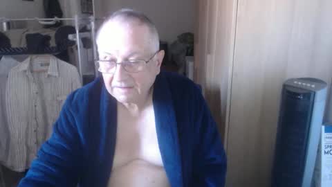 Snapshot of smoothmutton chatting on 10/25/25, 09:17 smoothmutton online show from 10/25/25, 09:17