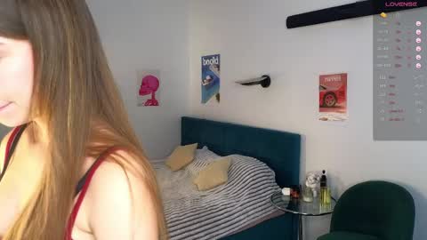 Eva online show from 04/01/26, 09:43