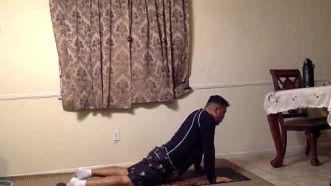 smoothstrik3r online show from 10/21/25, 12:17