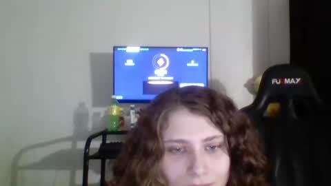 Snapshot of smoothvodka chatting on 12/02/24, 11:40 Bambi--Vodka online show from 12/02/24, 11:40