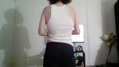 Snapshot of smoothvodka chatting on 12/22/24, 01:34 Bambi--Vodka online show from 12/22/24, 01:34