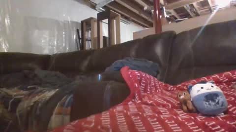 Snapshot of smoothvodka chatting on 02/15/25, 12:04 Bambi--Vodka online show from 02/15/25, 12:04