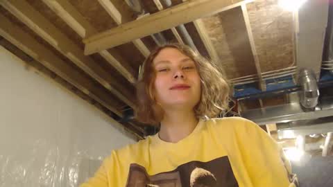 Snapshot of smoothvodka chatting on 03/10/25, 02:39 Bambi--Vodka online show from 03/10/25, 02:39