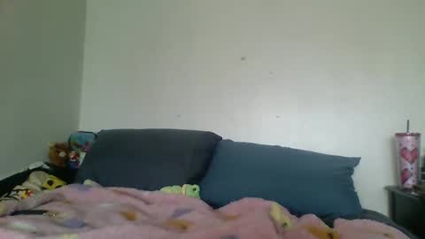 Snapshot of smoothvodka chatting on 09/24/25, 08:12 Bambi--Vodka online show from 09/24/25, 08:12