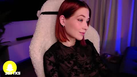 Snapshot of smthwrong chatting on 10/11/25, 12:32 smthwrong online show from 10/11/25, 12:32