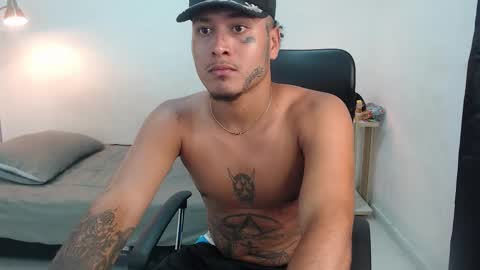 snak_master1 online show from 09/23/25, 06:05