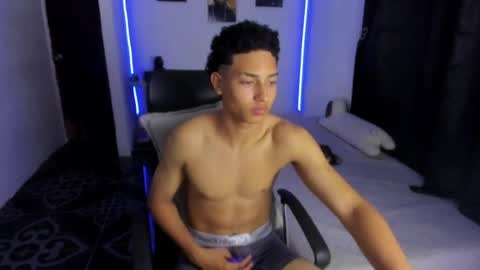 snak_master1 online show from 05/30/26, 12:30