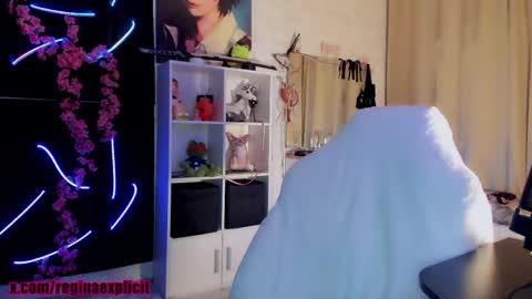 Reeginaaaaa online show from 04/10/26, 10:03