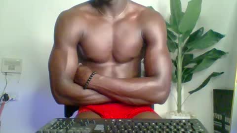 papi online show from 09/10/25, 10:04