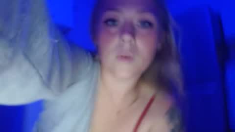 Snapshot of sneakyalicek chatting on 09/25/25, 01:53 sneakyalicek online show from 09/25/25, 01:53