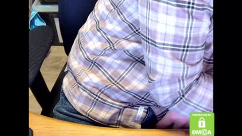 Sneakybill online show from 12/03/24, 07:54