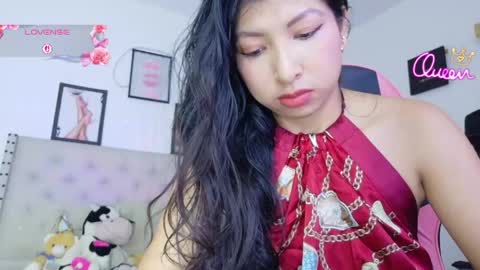 Snapshot of sneakyy_fantasy chatting on 04/22/26, 09:05 Hellen online show from 04/22/26, 09:05