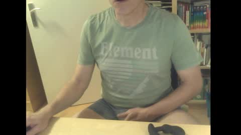 sneaxfreund online show from 03/02/25, 10:27