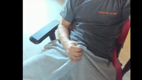 snip1977 online show from 09/19/25, 10:49