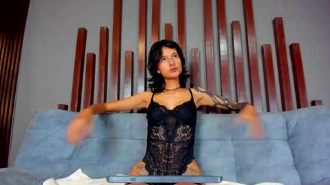 snner_velvet online show from 04/28/26, 07:30