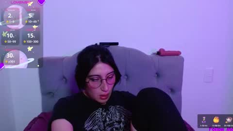 IG     OF red moonn online show from 12/18/24, 05:31