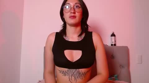 IG     OF red moonn online show from 02/07/25, 03:19