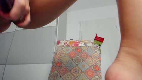 Snapshot of snow_flakee chatting on 12/20/24, 11:00 Maria online show from 12/20/24, 11:00