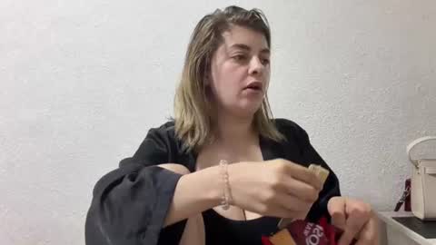 Emma online show from 07/06/26, 07:38