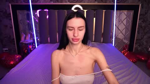 snow_whiteeex online show from 02/12/26, 07:03