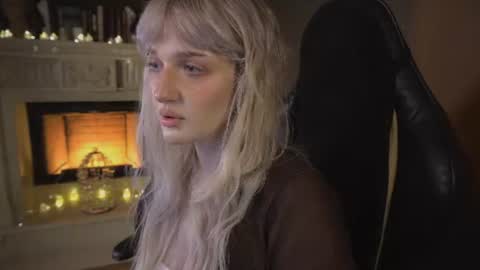 Ellie online show from 07/05/26, 05:36