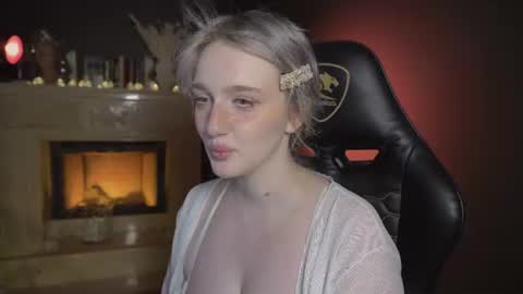 Ellie online show from 08/01/26, 05:29