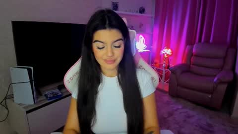 snowingwinter online show from 09/11/25, 03:28