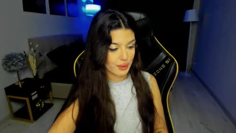 snowingwinter online show from 12/04/25, 11:41