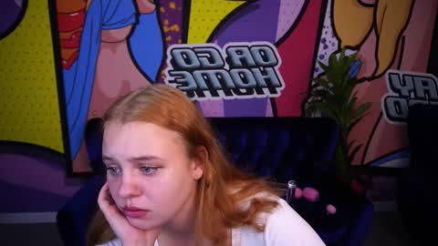 snowwhite_bella online show from 11/02/25, 01:35