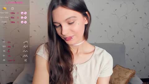 Alice - Birthday Girl online show from 09/26/25, 07:34