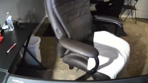 Snapshot of soco420guy chatting on 09/15/25, 10:04 SoCo420 online show from 09/15/25, 10:04