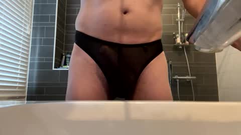 soepkip58 online show from 09/19/25, 06:37