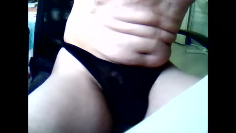 soepkip58 online show from 12/21/25, 10:11