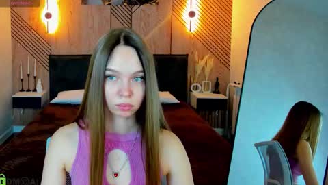 Sofa online show from 03/24/26, 01:21