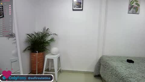 Snapshot of soffi_rousel_ chatting on 01/10/25, 05:34 soffi_rousel_ online show from 01/10/25, 05:34