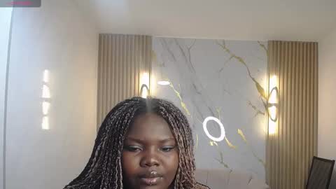 Snapshot of soffia_b chatting on 10/05/25, 03:27 soffia_b online show from 10/05/25, 03:27