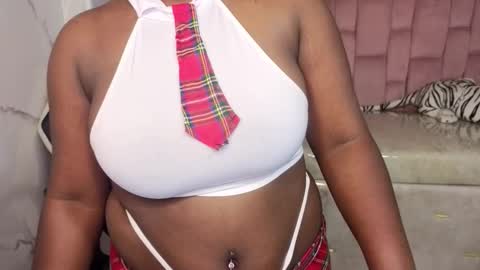 Snapshot of soffia_b chatting on 10/23/25, 03:06 soffia_b online show from 10/23/25, 03:06