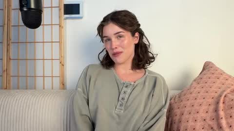 Julia    online show from 01/05/26, 08:56