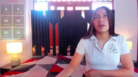 Snapshot of soffy_and_mia chatting on 11/10/25, 12:04 soffy and mia online show from 11/10/25, 12:04