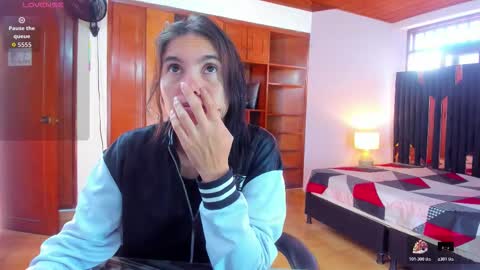 Snapshot of soffy_and_mia chatting on 01/09/26, 12:41 soffy and mia online show from 01/09/26, 12:41